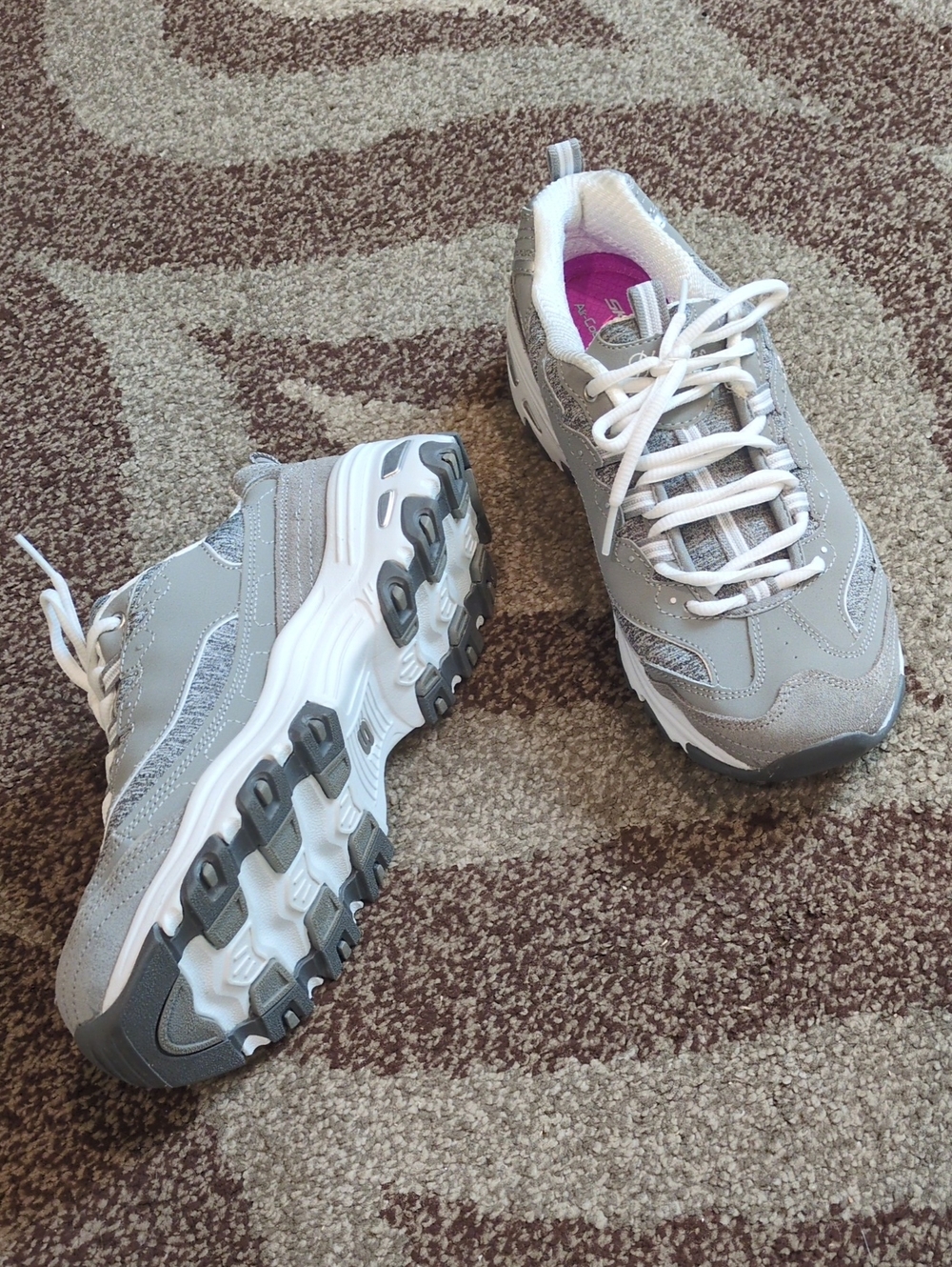 🌹🩶👟❤️Skechers D'Lites Women's Gray Athletic Walking Sneakers size 9.5🌹🩶👟❤️